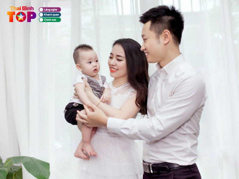 chup-anh-gia-dinh-thai-binh-mon-kids-thaibinhtoplist