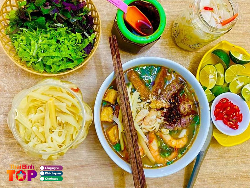 bun-hai-san-ngoc-thuc-thaibinhtoplist