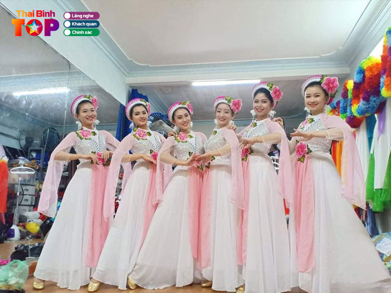 trang-phuc-bieu-dien-huyen-nhung-thaibinhtoplist