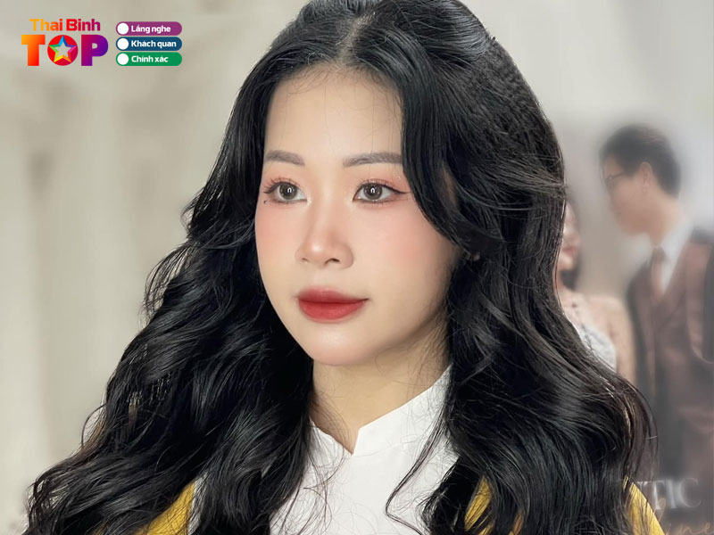 Bee-makeup-thaibinhtoplist