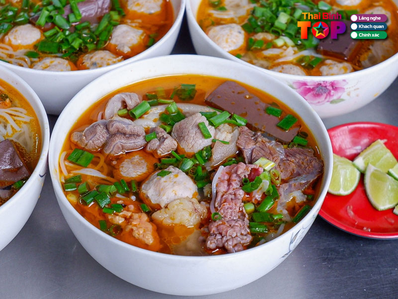 Cau-hoi-thuong-gap-ve-bun-bo-hue-tai-thai-binh-thaibinhtoplist