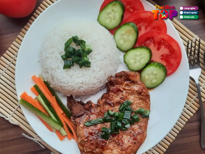 Cau-hoi-thuong-gap-ve-quan-com-tam-o-thai-binh-thaibinhtoplist