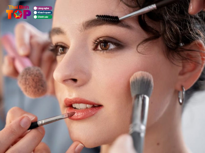Lan-hilary-ngoc-lan-makeup-thaibinhtoplist