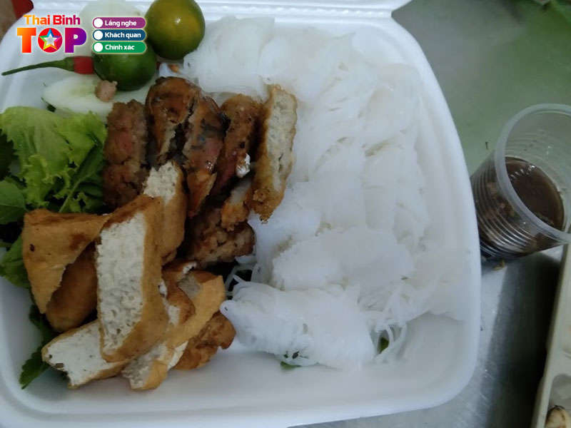 Quan-bun-cha-thit-nuong-thaibinhtoplist