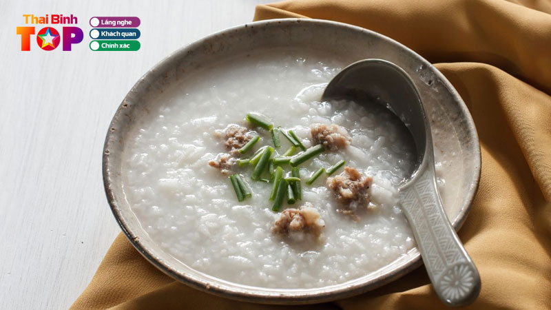 Top-4-quan-chao-thit-bam-thai-binh-ngon-ngot-het-say-thaibinhtoplist