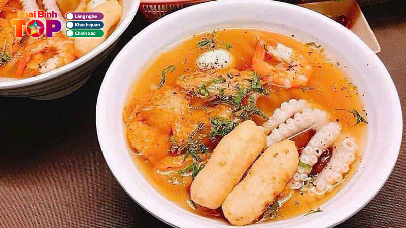 Top-5-quan-banh-canh-thai-binh-thom-ngon-kho-cuong-thaibinhtoplist