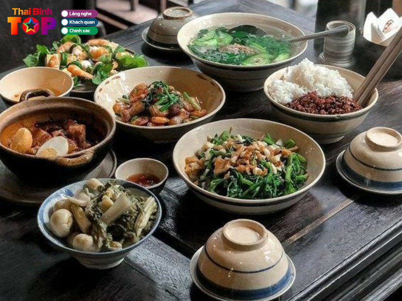 Mot-so-tieu-chi-khi-chon-quan-com-gia-dinh-de-trai-nghiem-thaibinhtoplist