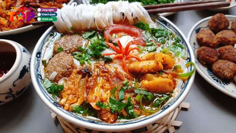 Top-10-quan-an-sang-thai-binh-ngon-bo-re-cuc-hut-khach-thaibinhtoplist