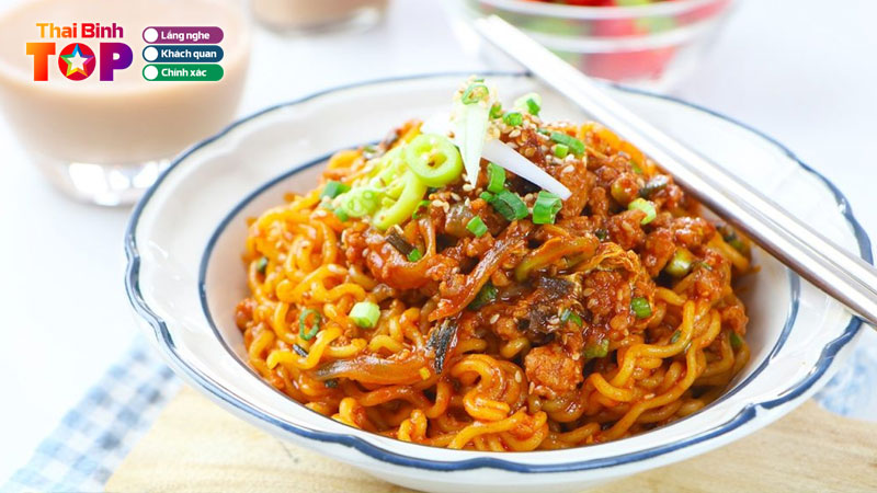 Top-5-tiem-mi-tron-o-thai-binh-ngon-re-danh-cho-sinh-vien-thaibinhtoplist