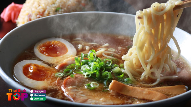 Top-5-quan-mi-ramen-o-thai-binh-noi-tieng-chuan-vi-nhat-thaibinhtoplist