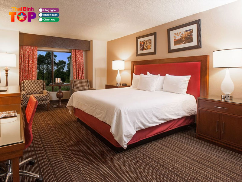 Golden-moon-hotel-thaibinhtoplist