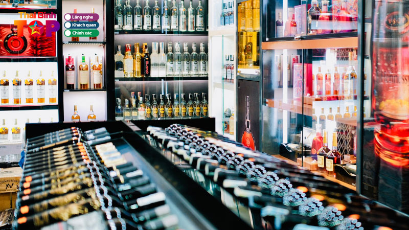 Gio-qua-tet-ruou-vang-xu-huong-qua-bieu-nam-2026-thaibinhtoplist