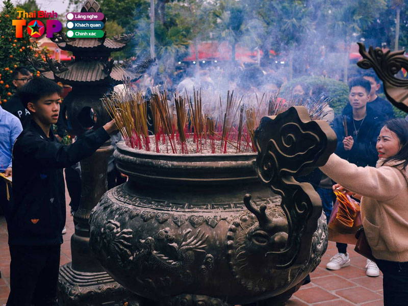 Mot-so-luu-y-khi-den-dia-diem-choi-tet-noi-bat-cua-thai-binh-thaibinhtoplist