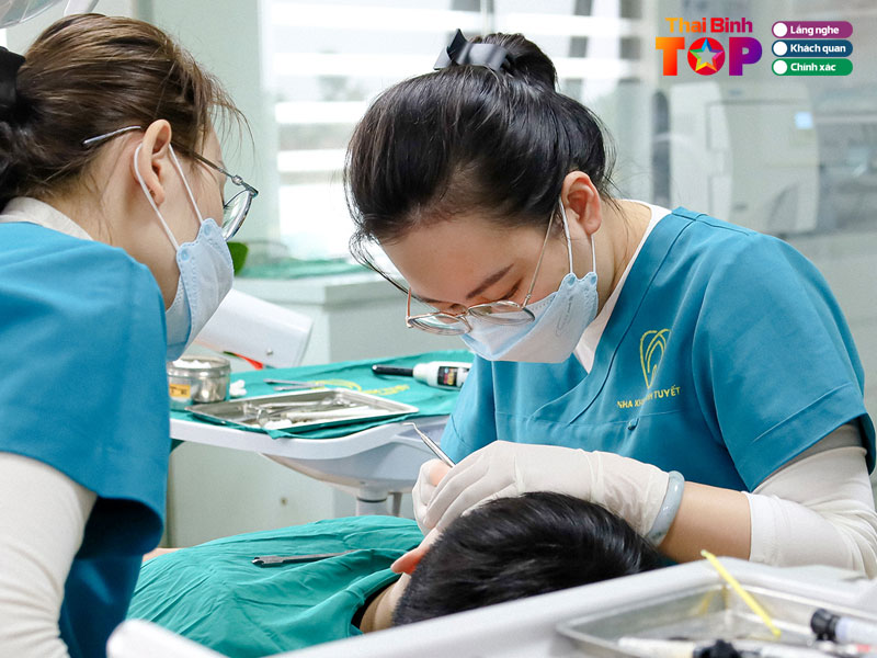 Nha-khoa-anh-tuyet-thaibinhtoplist