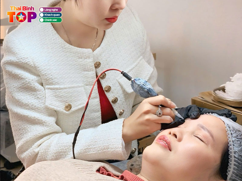 Tham-my-loan-pham-thaibinhtoplist