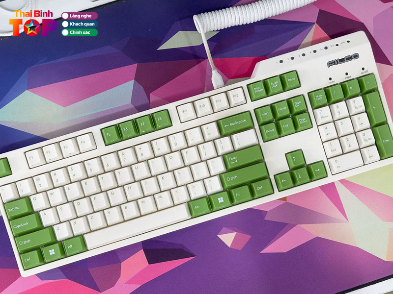 Tieu-chi-khi-lua-chon-noi-ban-ban-phim-may-tinh-chat-luong-cao-thaibinhtoplist