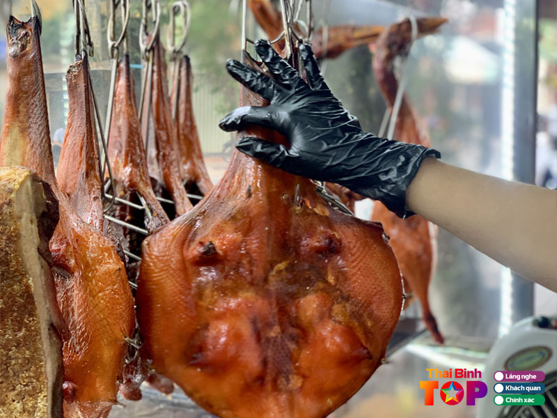 Tieu-chi-khi-lua-chon-noi-ban-vit-quay-ngon-va-dam-bao-an-toan-thaibinhtoplist