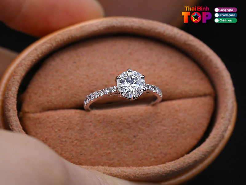 Tip-chon-nhan-cau-hon-dep-chuan-khien-nang-gat-dau-thaibinhtoplist