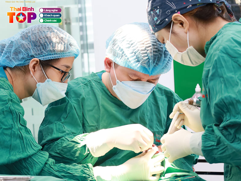 Nha-khoa-anh-tuyet-thaibinhtoplist