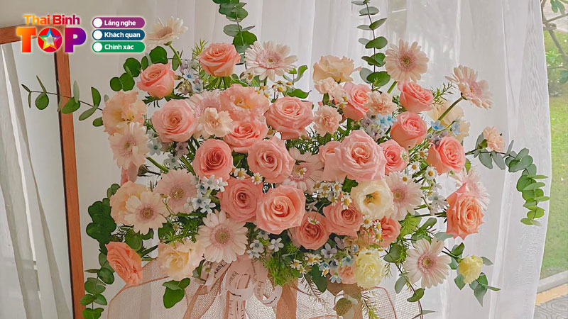 Top-10-dia-chi-cung-cap-hoa-khai-truong-thai-binh-thiet-ke-tinh-te-thaibinhtoplist