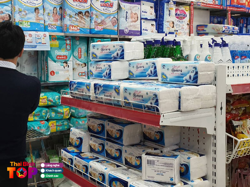 Cua-hang-tap-hoa-sy-thin-thaibinhtoplist